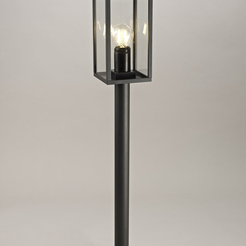 2003372 Miles 1 Light Black Bollard Light